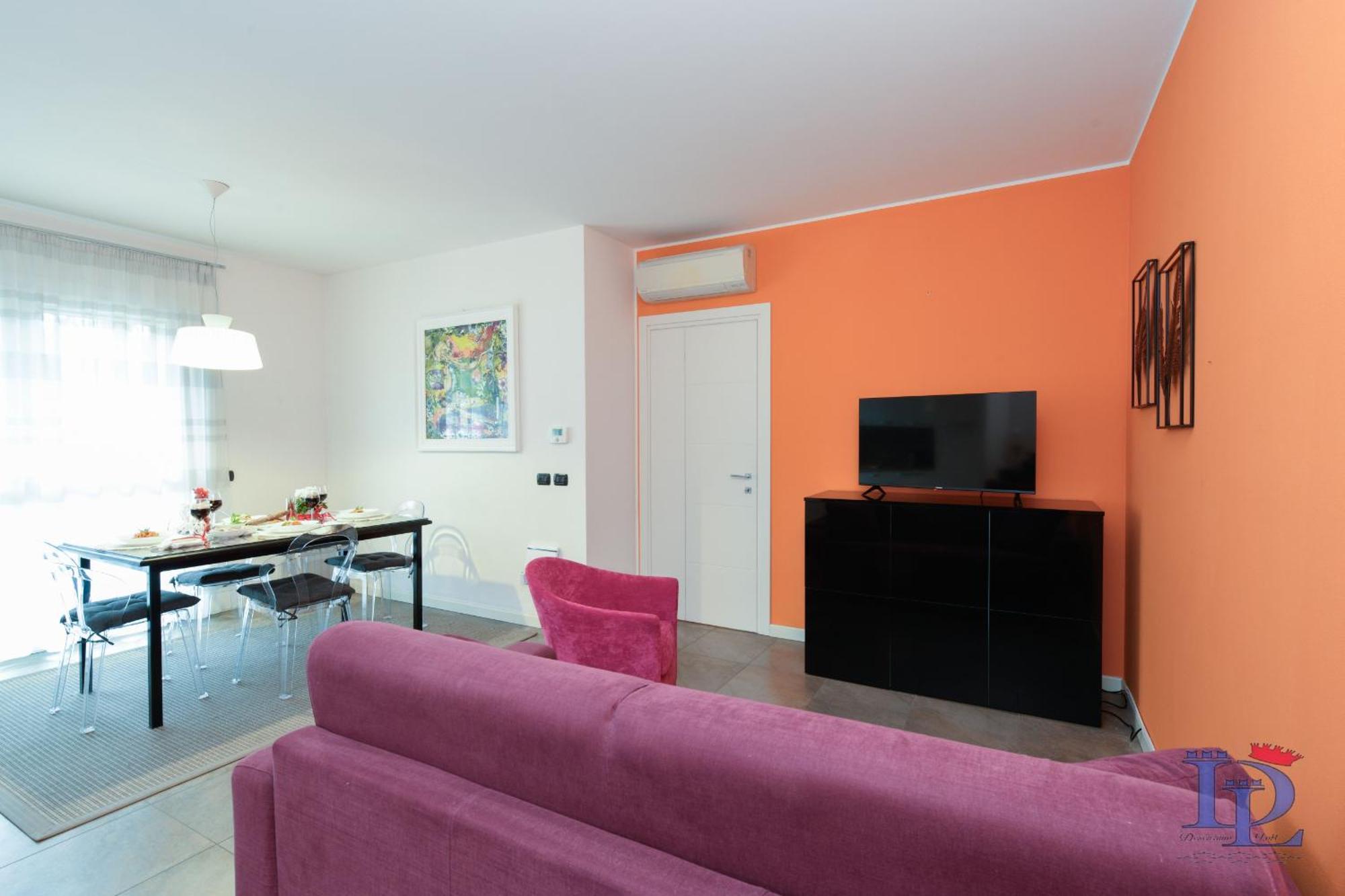 Desenzanoloft Official Partner Marriott Homes & Villas -The Wind Rose Renovation 2025 Ντεζεντσάνο ντελ Γκάρντα Εξωτερικό φωτογραφία