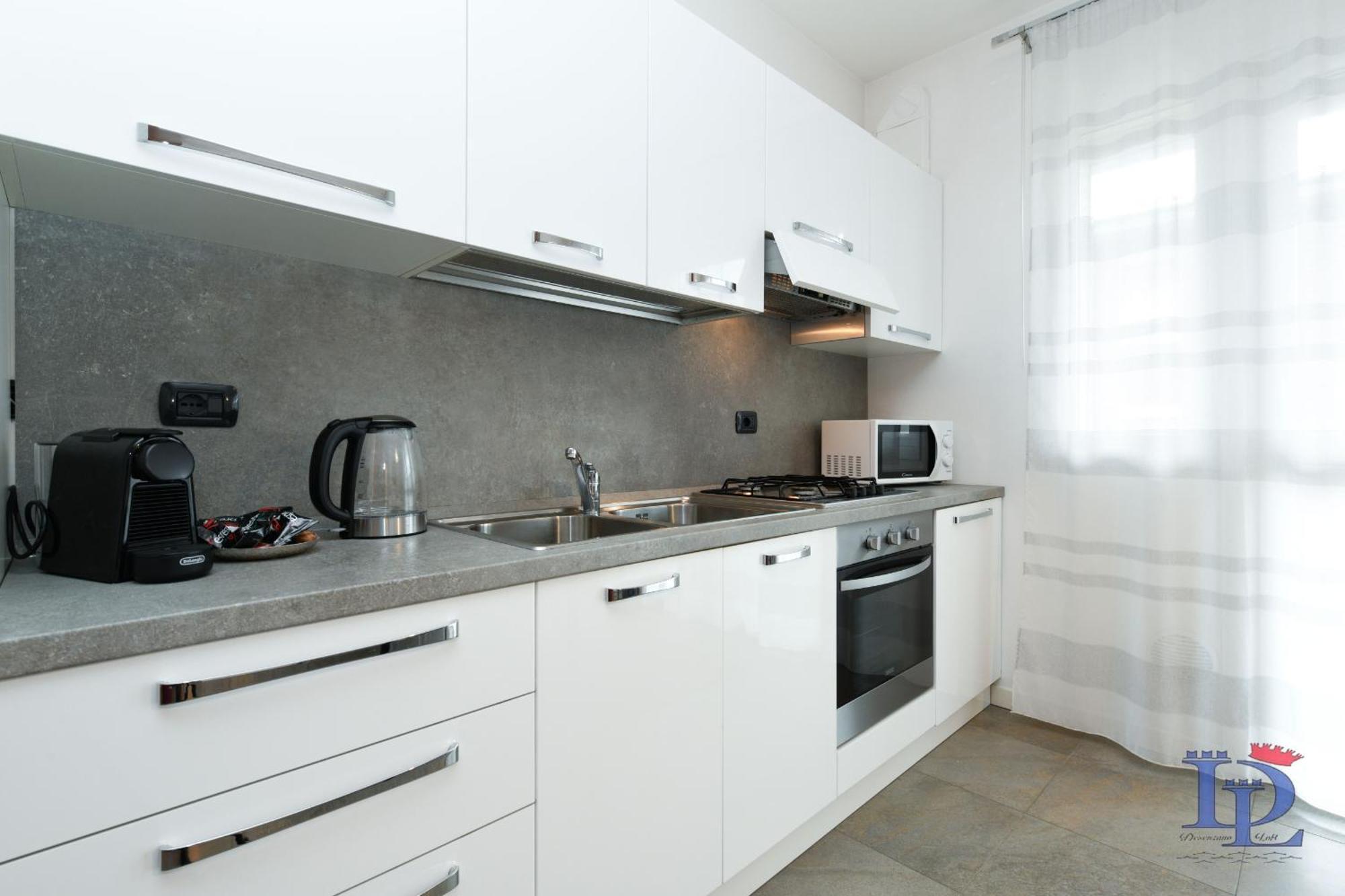 Desenzanoloft Official Partner Marriott Homes & Villas -The Wind Rose Renovation 2025 Ντεζεντσάνο ντελ Γκάρντα Εξωτερικό φωτογραφία